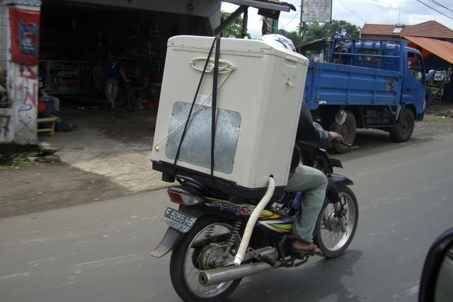 motorcycle-load-washing-machine-dec-2007