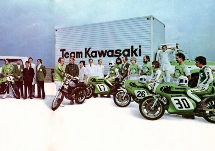 107487_1117_kmc-team-kawasaki-1973