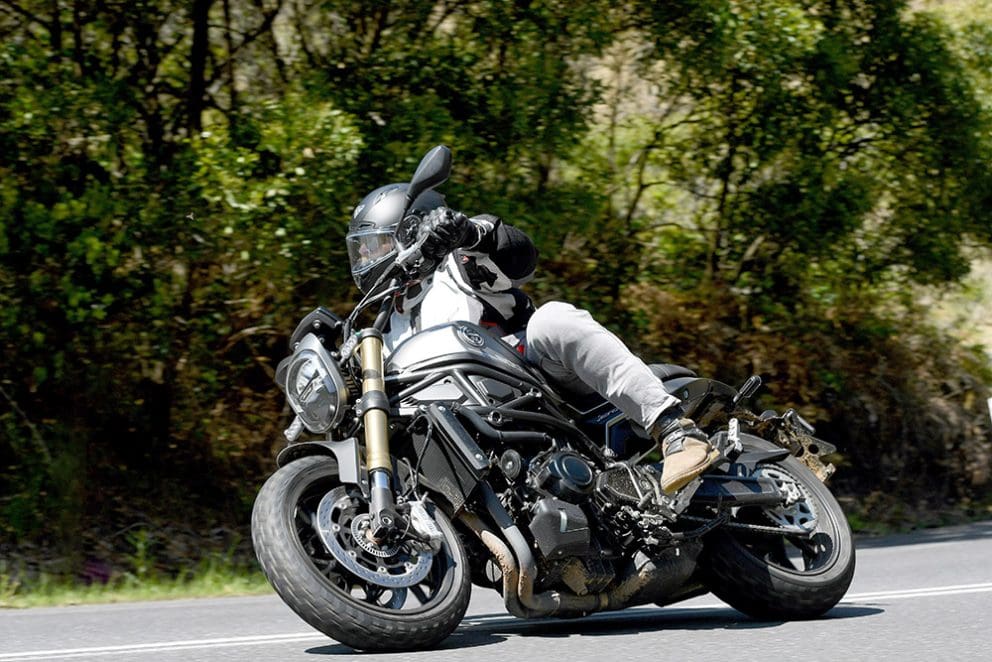 Benelli Leoncino Test Australian Motorcycle News