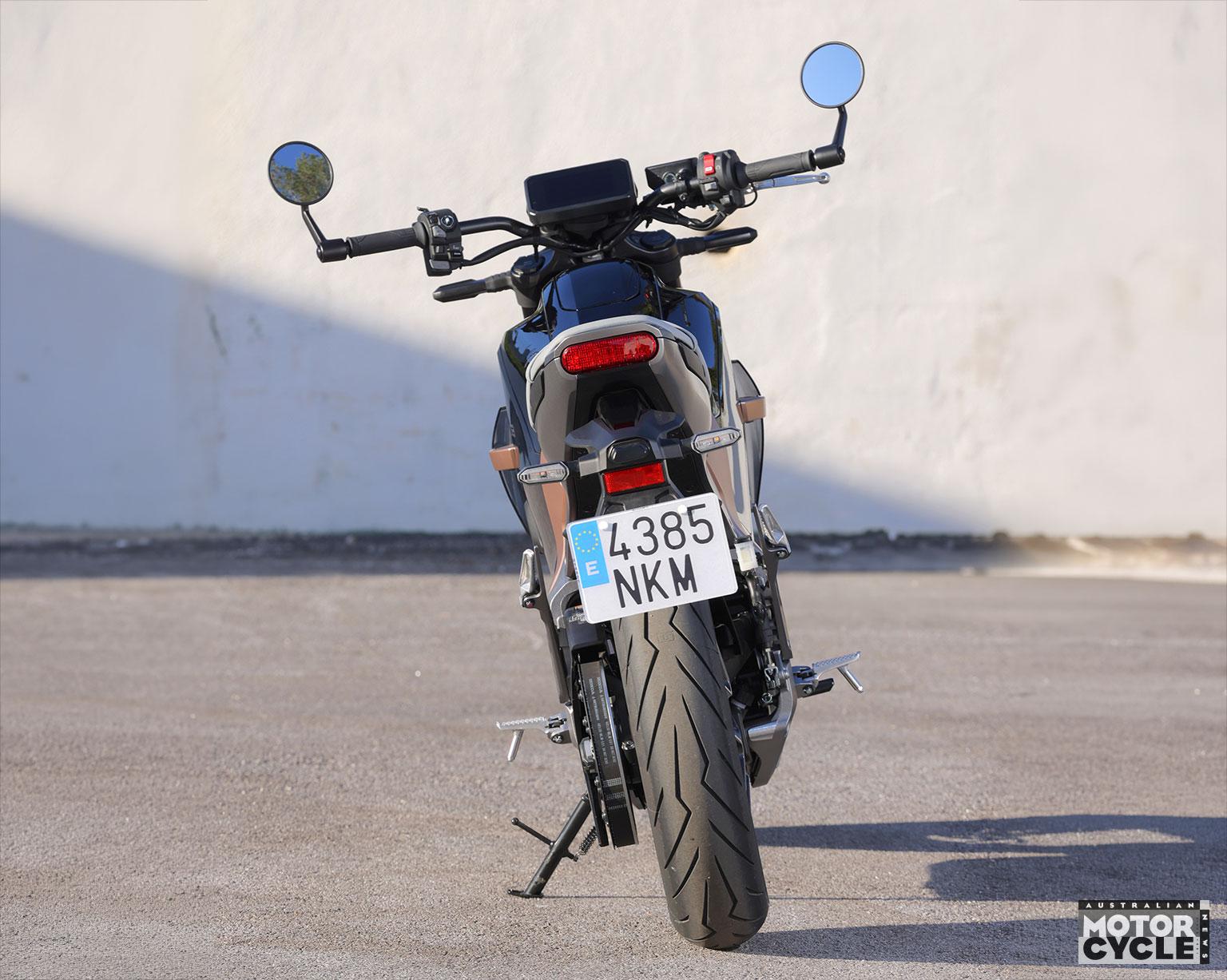 228045_Honda-WN7-YM26-017.JPG_0.jpg?refr