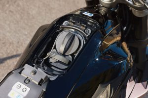 228097_Honda-WN7-YM26-069.JPG_0-300x200.