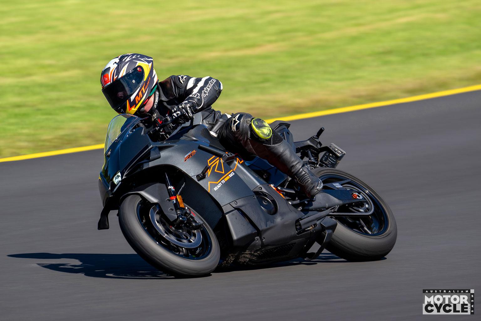 KTM-RbMotoLens-RML_7952-.jpg
